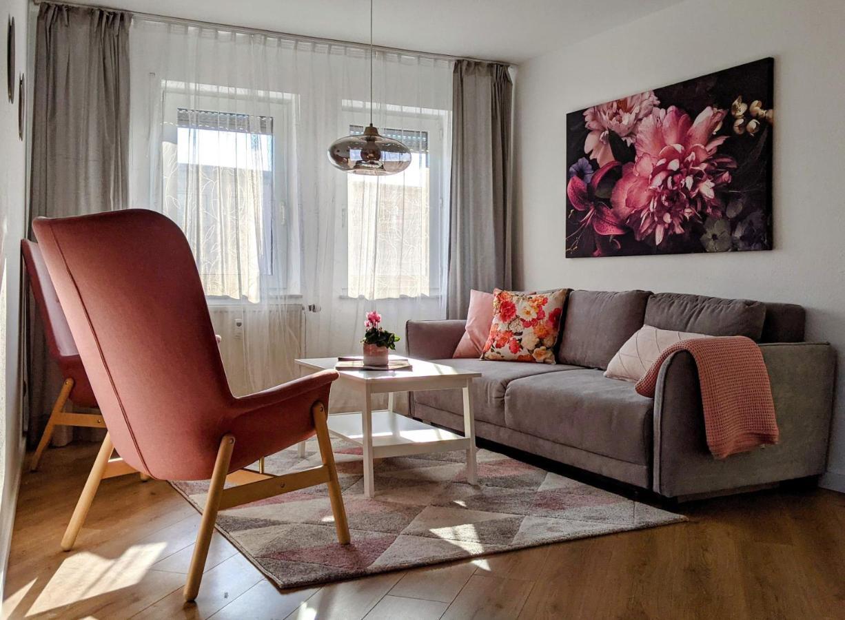 Cozy Apartment With Parking Garage Near Outlet Metzingen (Tubingen) Exterior foto
